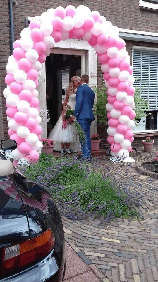 ballonnenboog bruiloft