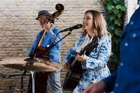 Vind jouw droombruiloft band en boek vandaag nog!