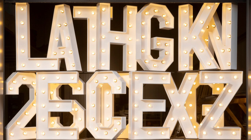 lichtletters bruiloft