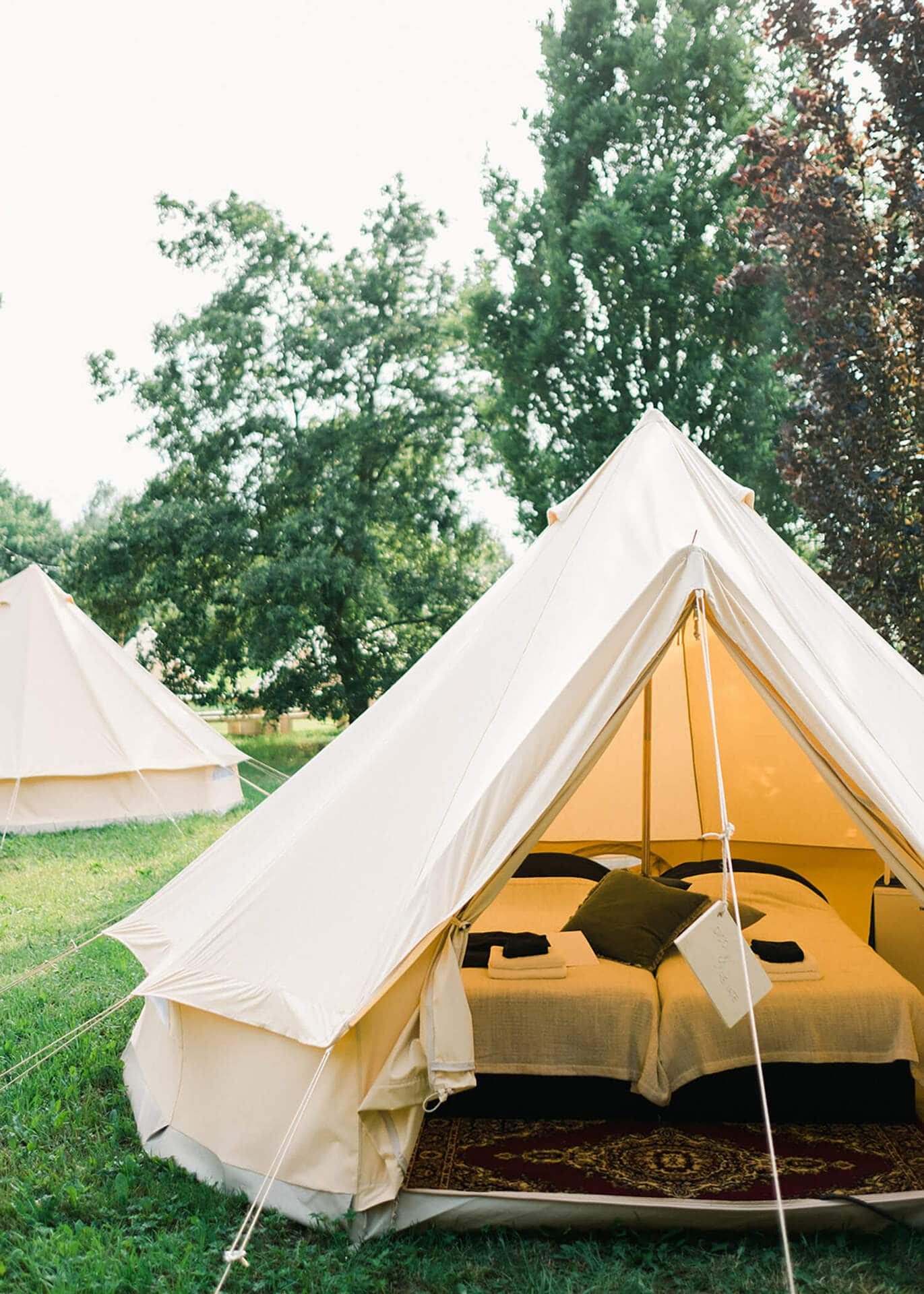 Unieke Beleving: Trouwen op een Camping – De Magie van een Camping Bruiloft